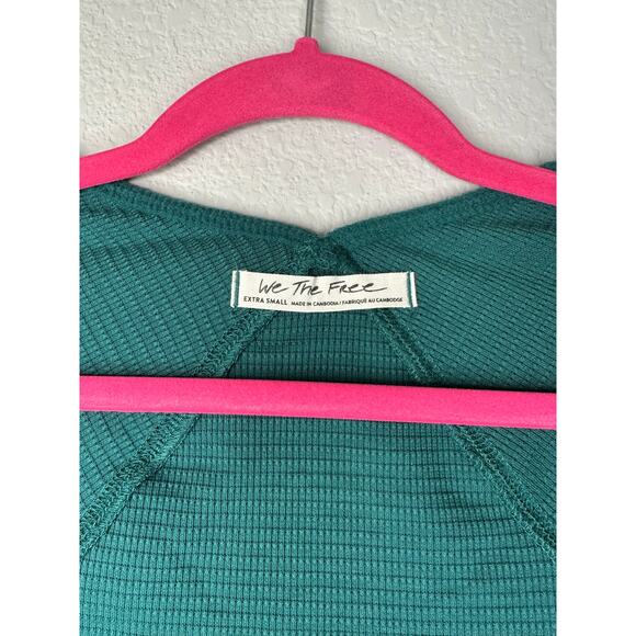 FREE PEOPLE Square Neckline Cross Back Cropped Thermal Sweater Top Green Size XS - Picture 2 of 7